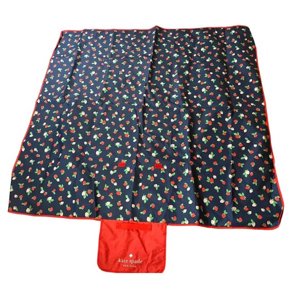 Kate Spade New York Strawberry Picnic Blanket Waterproof Foldable - Picture 3 of 8